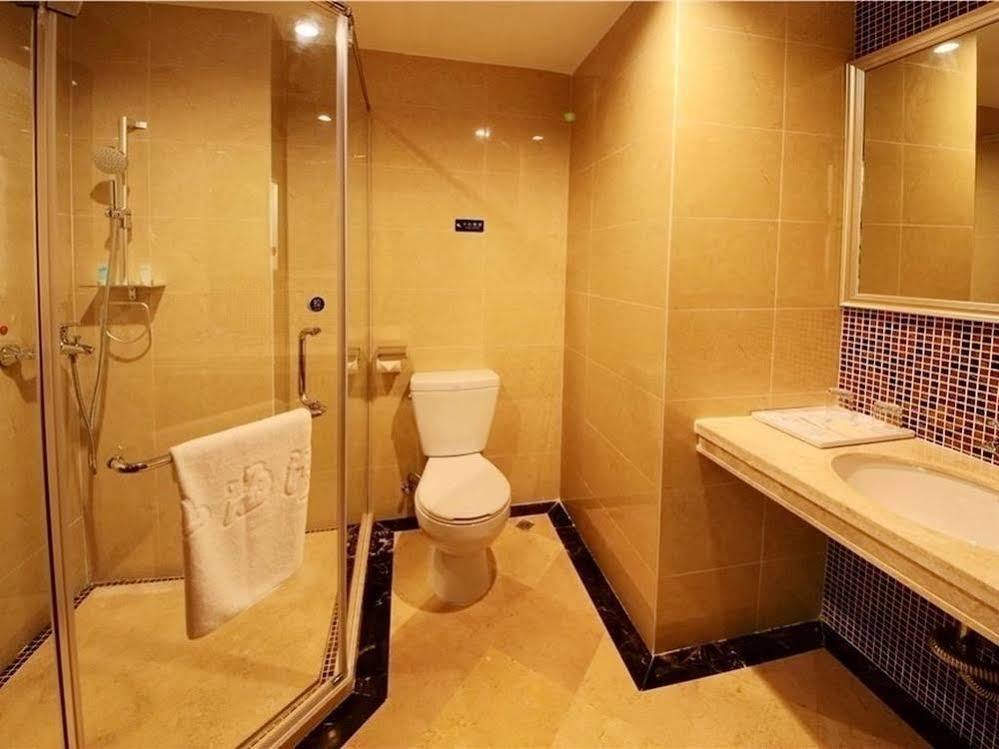 Shanhaiwan Holiday Hotel 阳江 外观 照片